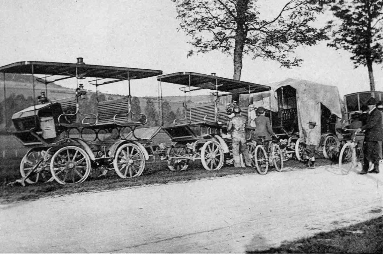 Le train Renard  l'arrt  Rolampont