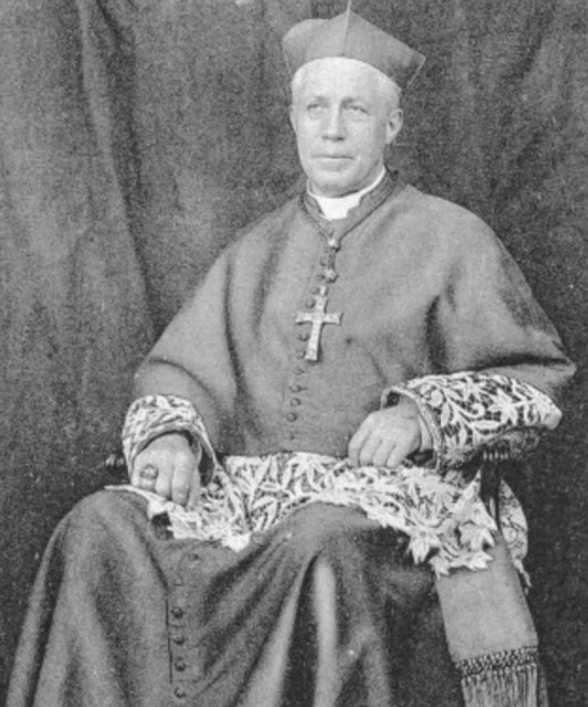 Mgr de Durfort en 1926